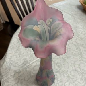 Beautiful Vintage Hand Blown Free Form Purple Satin Studio Art Glass